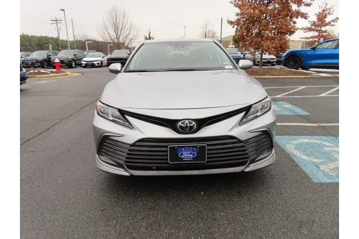$20900 : Toyota Camry 2023 LE 4dr Sed image 2