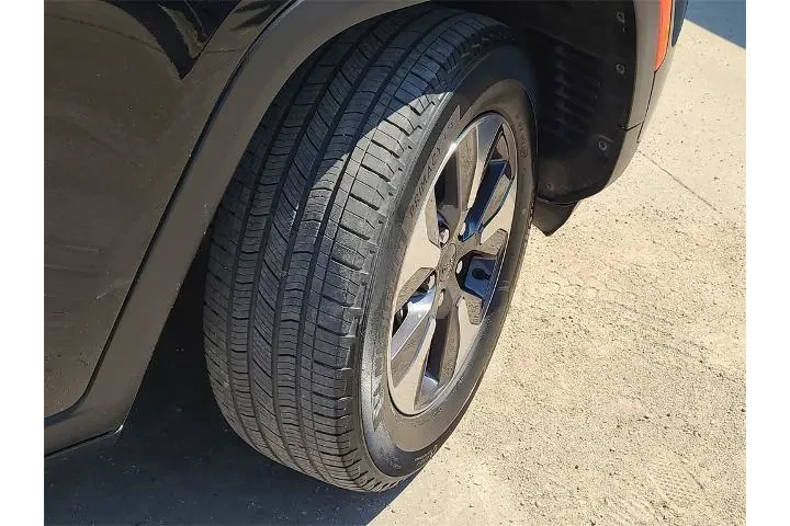 $24736 : Jeep Grand Cherokee 2022 4x4 image 8