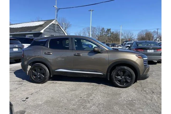 $18487 : Nissan Kicks 2025 AWD SV 4dr image 3