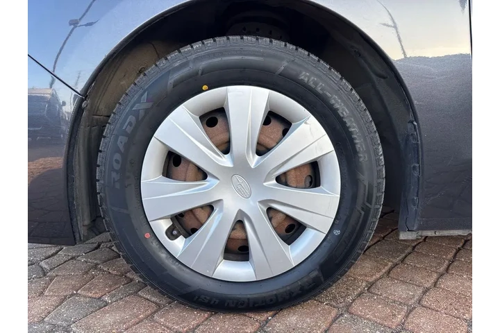 $14999 : 2015 Impreza 2.0i image 9