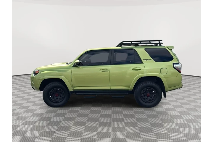 $46989 : Gold Certified 2022 4Runner T image 5