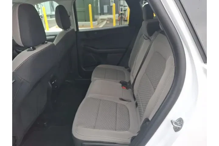 $23398 : Ford Escape 2022 SE 4dr SUV image 10