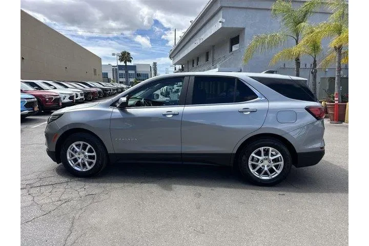$19299 : Chevrolet Equinox 2024 LT 4d image 6