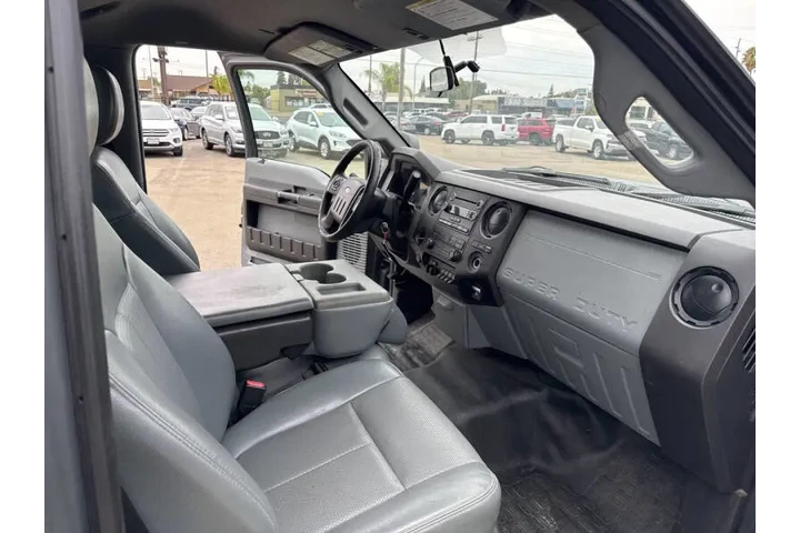 2016 F-550 Super Duty image 10