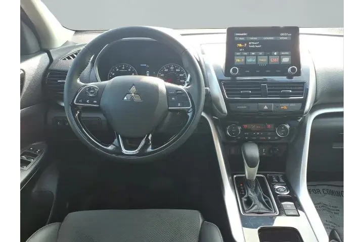 $22987 : Mitsubishi Eclipse Cross 202 image 4