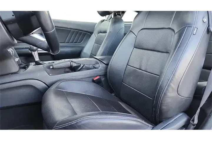 $24826 : Ford Mustang 2023 EcoBoost 2 image 10