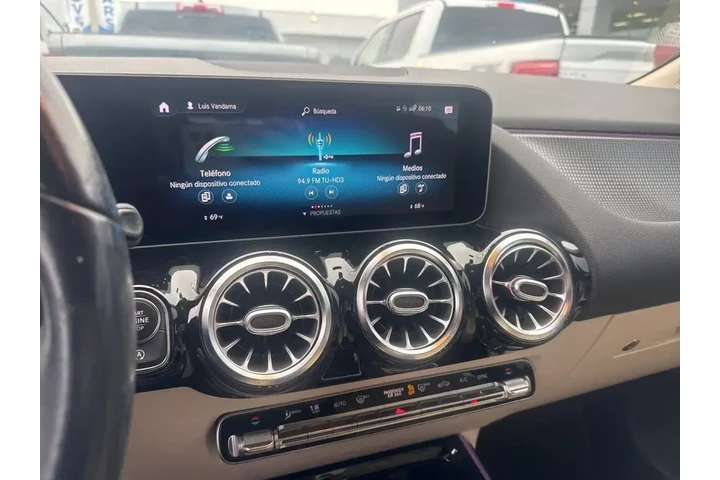 $19988 : Mercedes-Benz GLA 2021 GLA 2 image 5