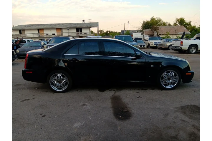 $3500 : 2006 STS V6 image 3