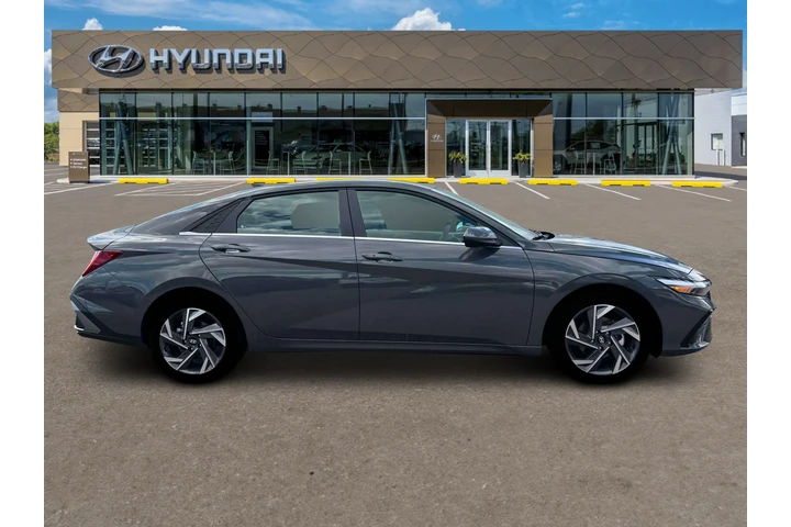 $22000 : Hyundai ELANTRA 2025 SEL Con image 9