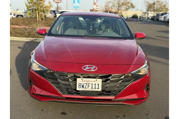 $15888 : Hyundai ELANTRA 2021 SEL 4dr image 1