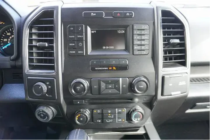 $22688 : Ford F-150 2017 4x2 Lariat 4 image 8