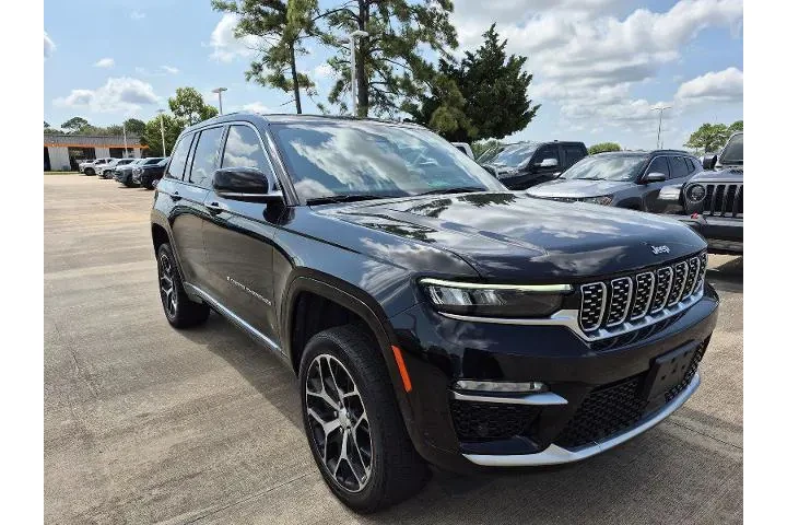 $37386 : Jeep Grand Cherokee 2023 4x4 image 3