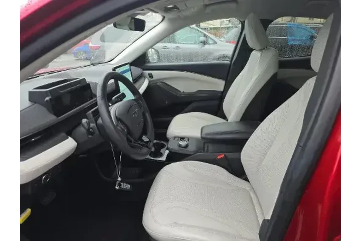 $31950 : Ford Mustang Mach-E 2022 AWD image 7