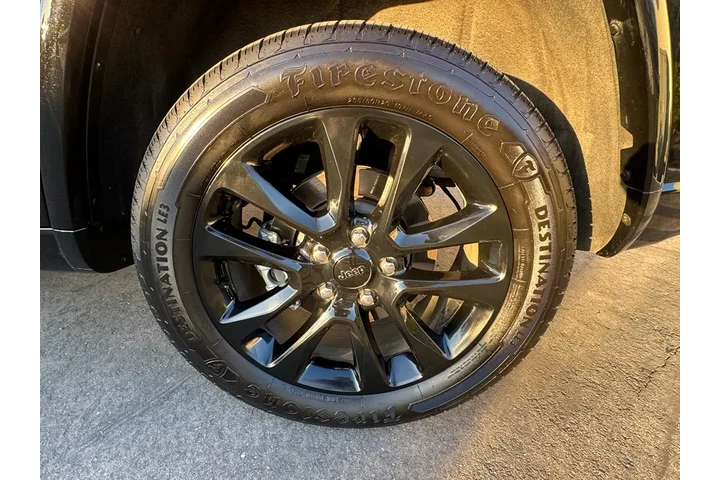 $22900 : Jeep Grand Cherokee WK 2022 image 8