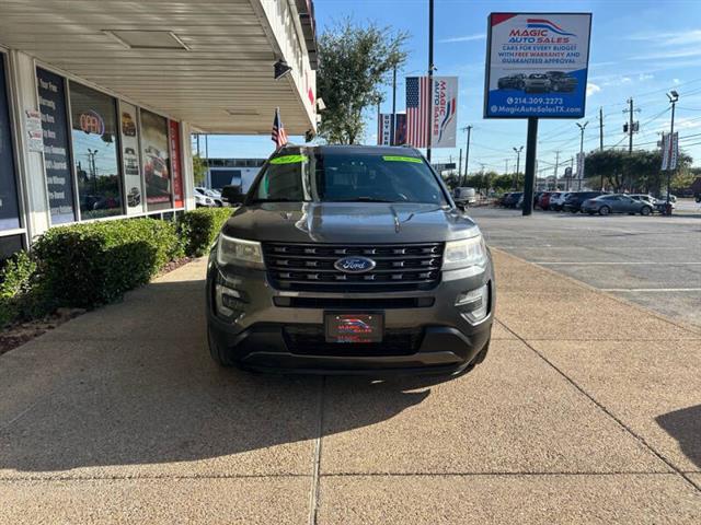 $15999 : 2017 Explorer XLT image 5