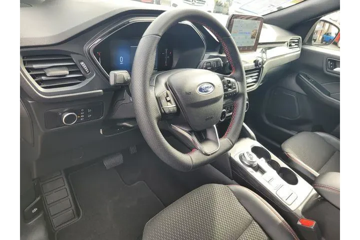 $25673 : Ford Escape 2025 AWD ST-Line image 9