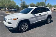 $10995 : 2016 Cherokee Sport thumbnail