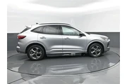 $22229 : Ford Escape 2023 AWD ST-Line thumbnail