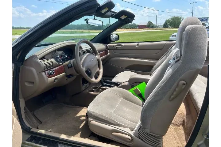 $4995 : Chrysler Sebring 2002 LX 2dr image 8