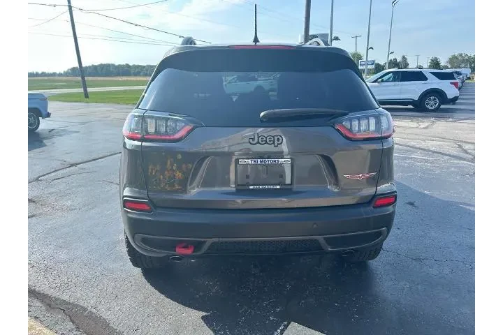 $19450 : Jeep Cherokee 2019 4x4 Trail image 4