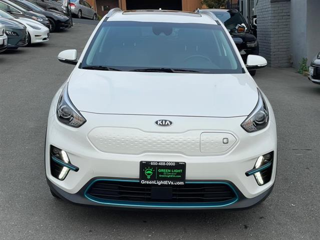 $22800 : Used 2021 Niro EV EX Premium image 2