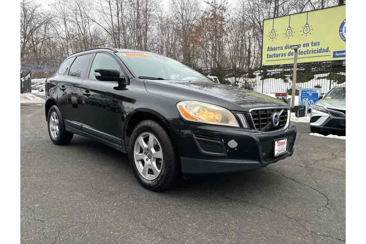 $6999 : 2011 XC60 3.2 R-Design image 4