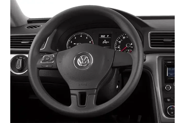 $8310 : Volkswagen Passat 2014 1.8T image 6