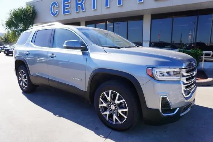 $27988 : GMC Acadia 2023 SLE 4dr SUV image 1