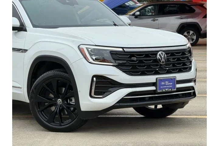 $38523 : Volkswagen Atlas Cross Sport image 2