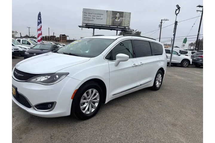$10999 : 2017 Pacifica Touring Plus image 4