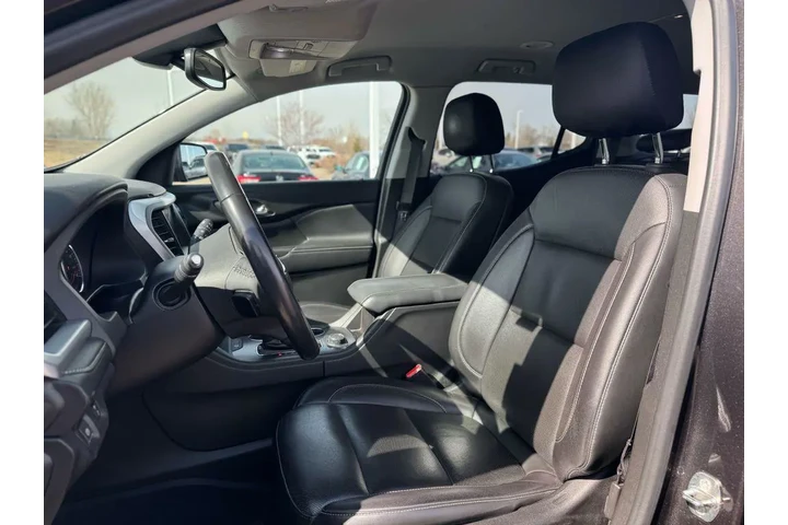 $20938 : GMC Acadia 2018 4x4 SLT-1 4d image 5