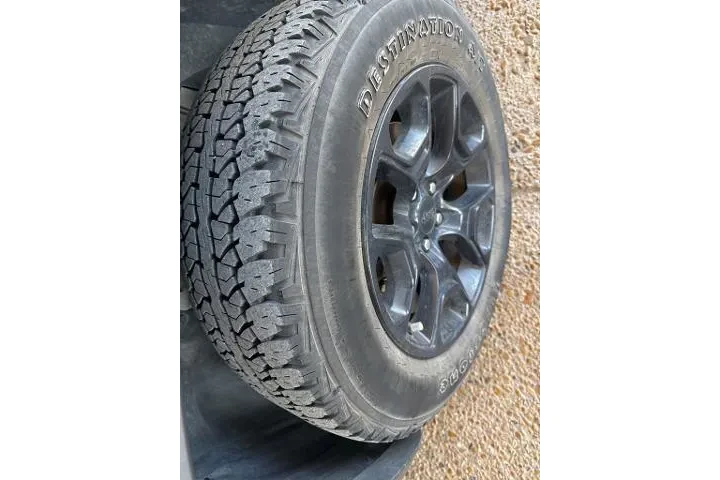 $21728 : Jeep Cherokee 2022 4x4 X 4dr image 5