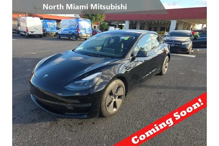 $23990 : Tesla Model 3 2023 4dr Sedan image 1