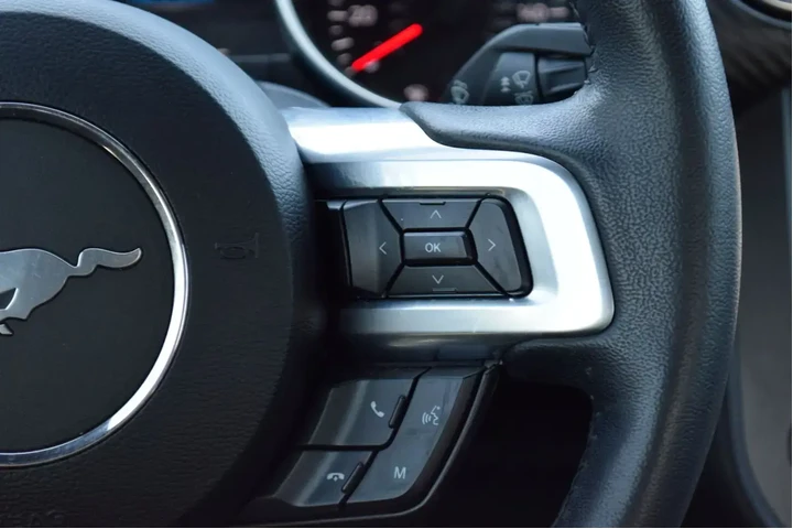 $22483 : Ford Mustang 2023 EcoBoost 2 image 10