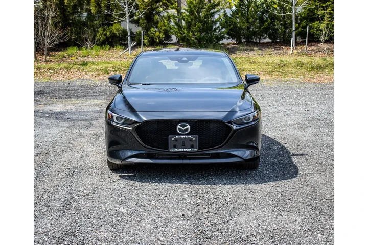 $19995 : Mazda Mazda3 Hatchback 2022 image 2