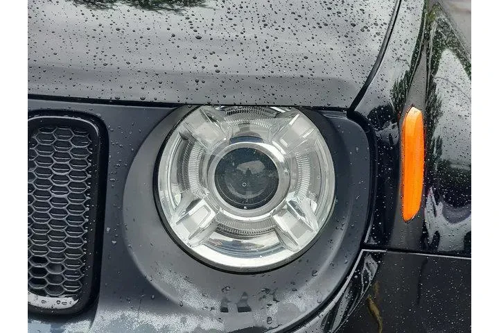 $11900 : Jeep Renegade 2017 4x4 Altit image 9