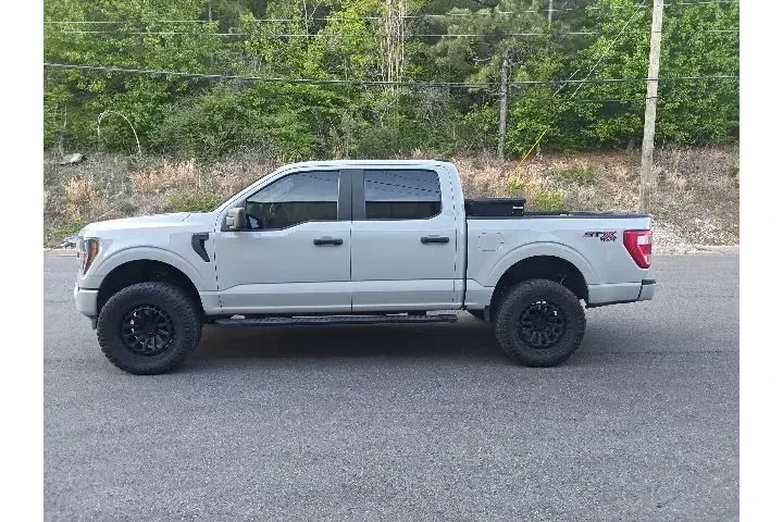 $37990 : Ford F-150 2023 4x4 Lariat 4 image 5