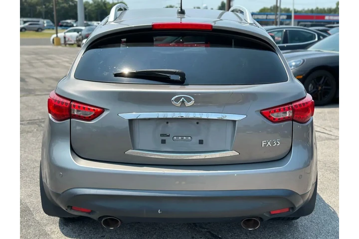 2011 INFINITI FX FX35 SPORT U image 10