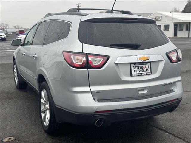 $9999 : 2016 Traverse image 3