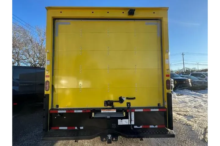 $34900 : Ford E-Series 2022 E-350 SD image 5