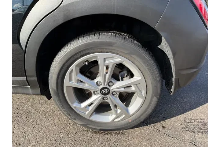 $19566 : Hyundai KONA 2023 AWD SEL 4d image 7