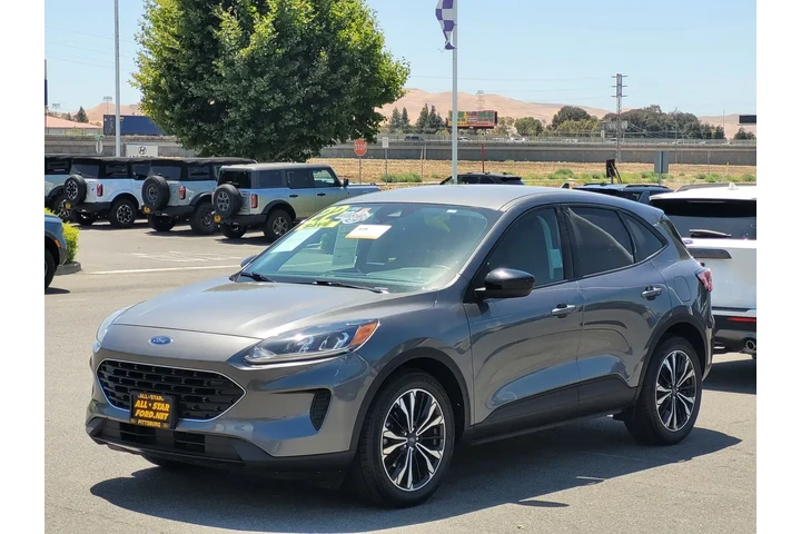 $16500 : Ford Escape 2022 SE 4dr SUV image 8