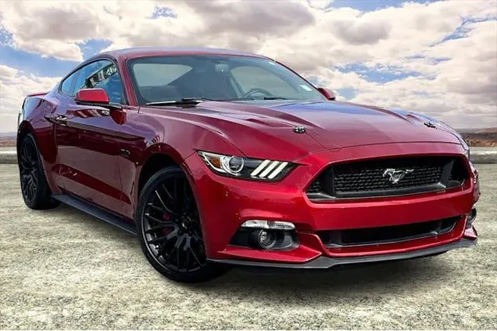 $28991 : Ford Mustang 2016 GT 2dr Fas image 1