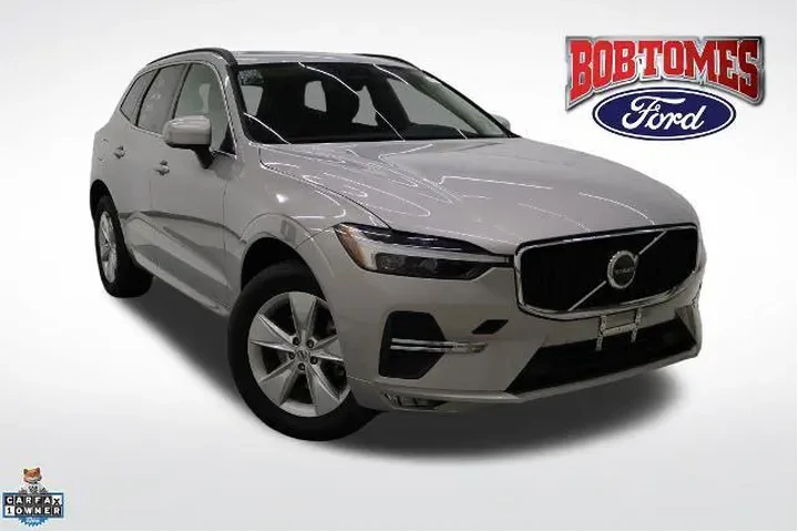 $25889 : Volvo XC60 2022 AWD B5 Momen image 1