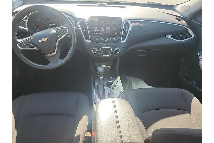 $18487 : Chevrolet Malibu 2023 LT 4dr image 5