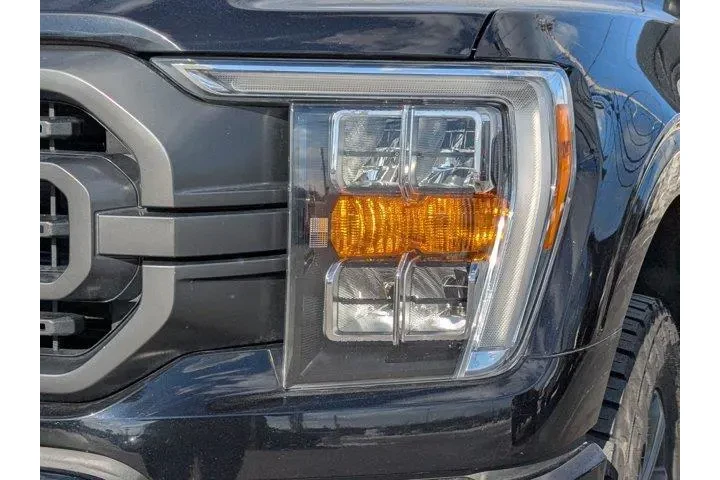 $32769 : Ford F-150 2021 4x4 XLT 4dr image 9