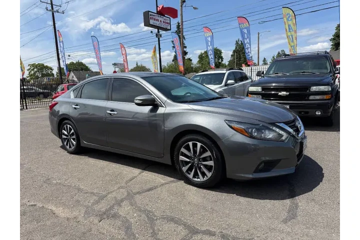 $8995 : 2016 Altima 2.5 SV image 3