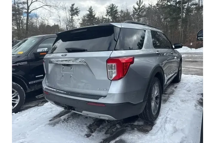 $27738 : Ford Explorer 2022 AWD XLT 4 image 7