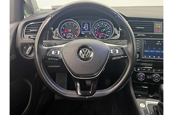 $16998 : Volkswagen Golf 2017 TSI S 4 image 10