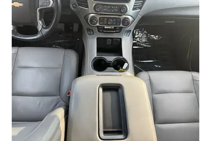 $27891 : Chevrolet Tahoe 2019 4x2 LT image 5